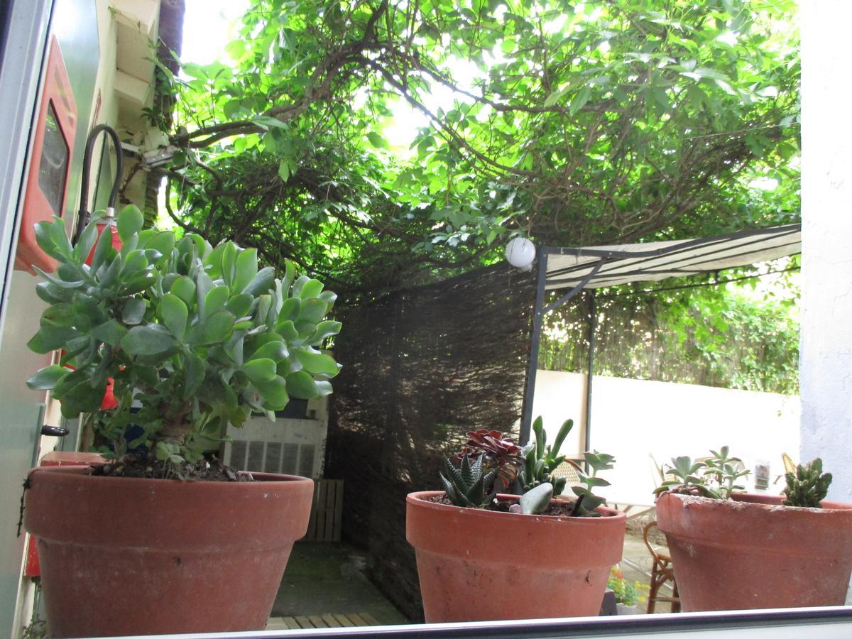 Hotel La Tour Des Fees Quissac  ภายนอก รูปภาพ
